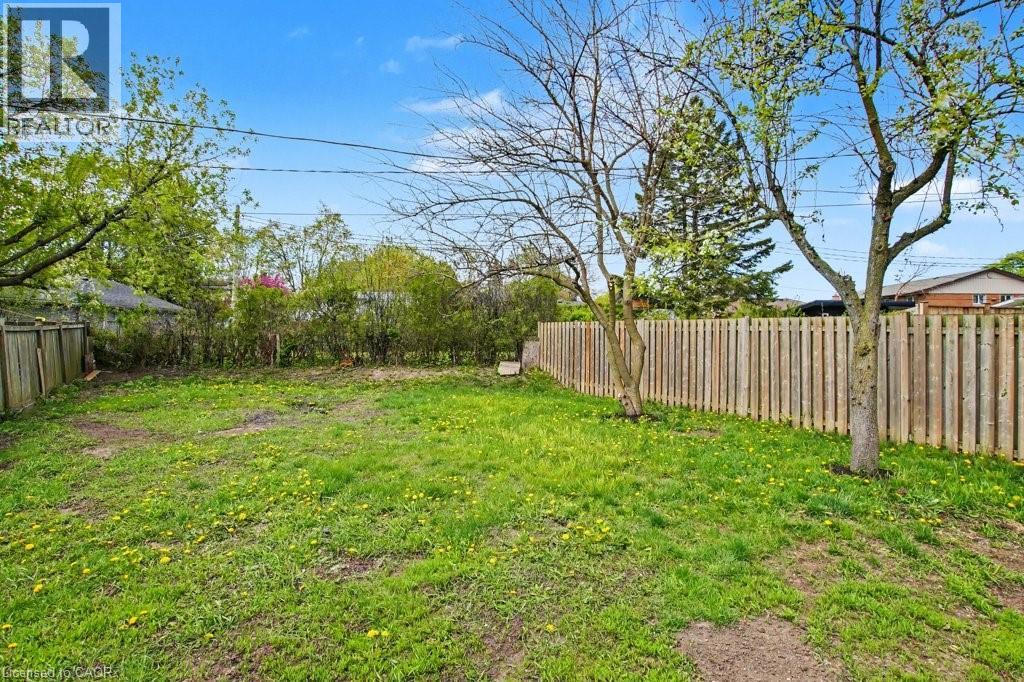 273 ELLIOTT Street, Cambridge, Ontario, N1R2L6 — Photo 4
