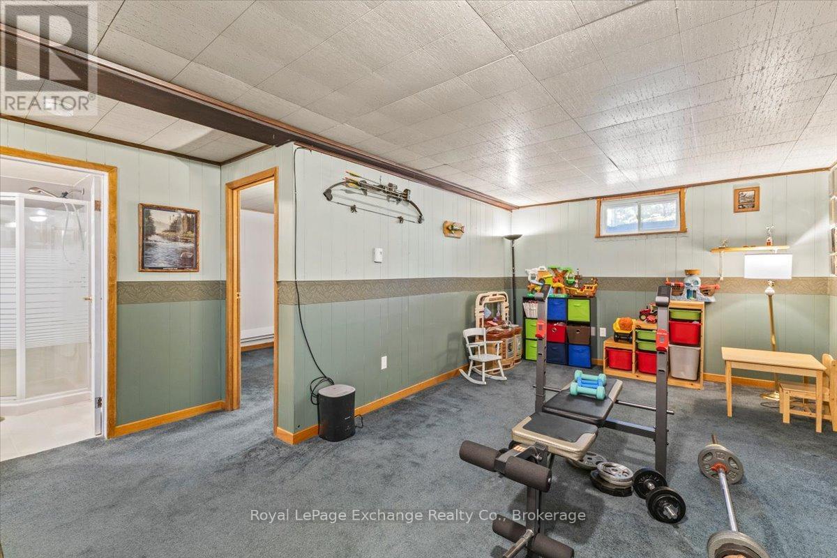 27 INVERLYN CRESCENT S - 18