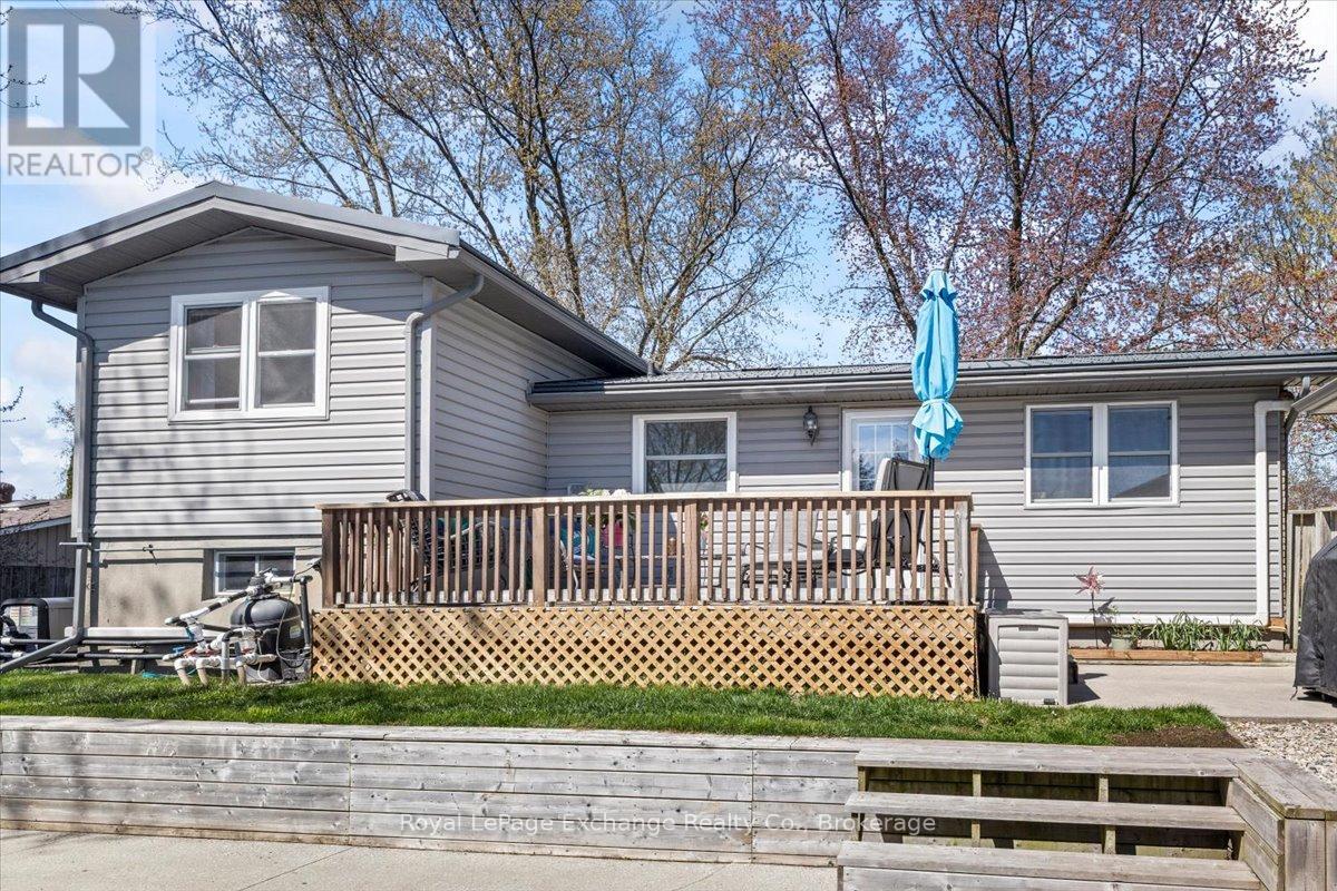 27 INVERLYN CRESCENT S - 21