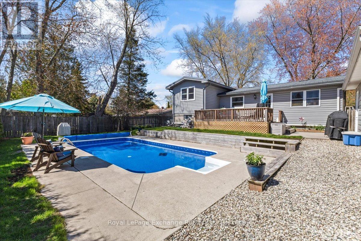 27 INVERLYN CRESCENT S - 4
