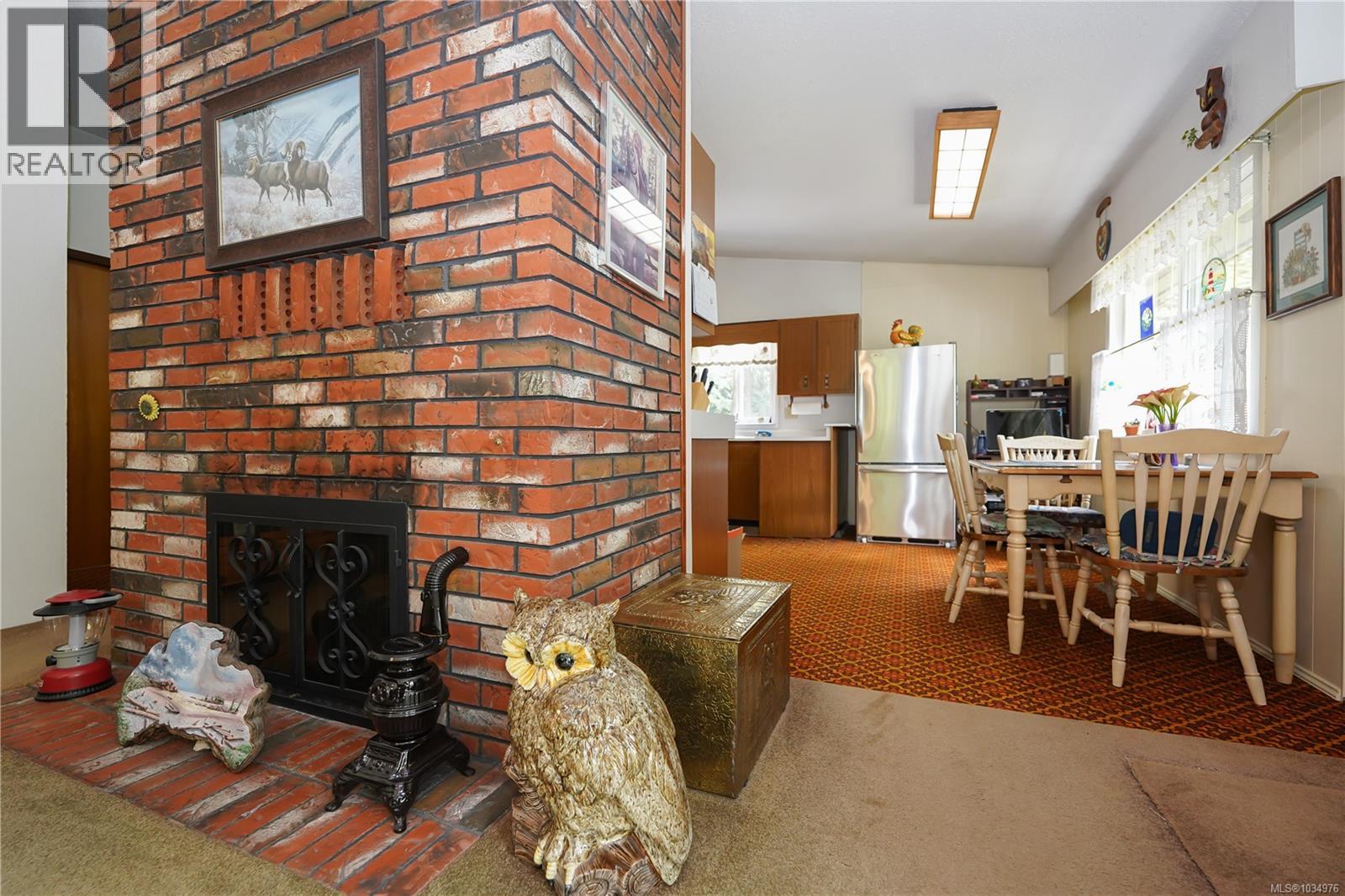 8647 Sweeney Rd - 8