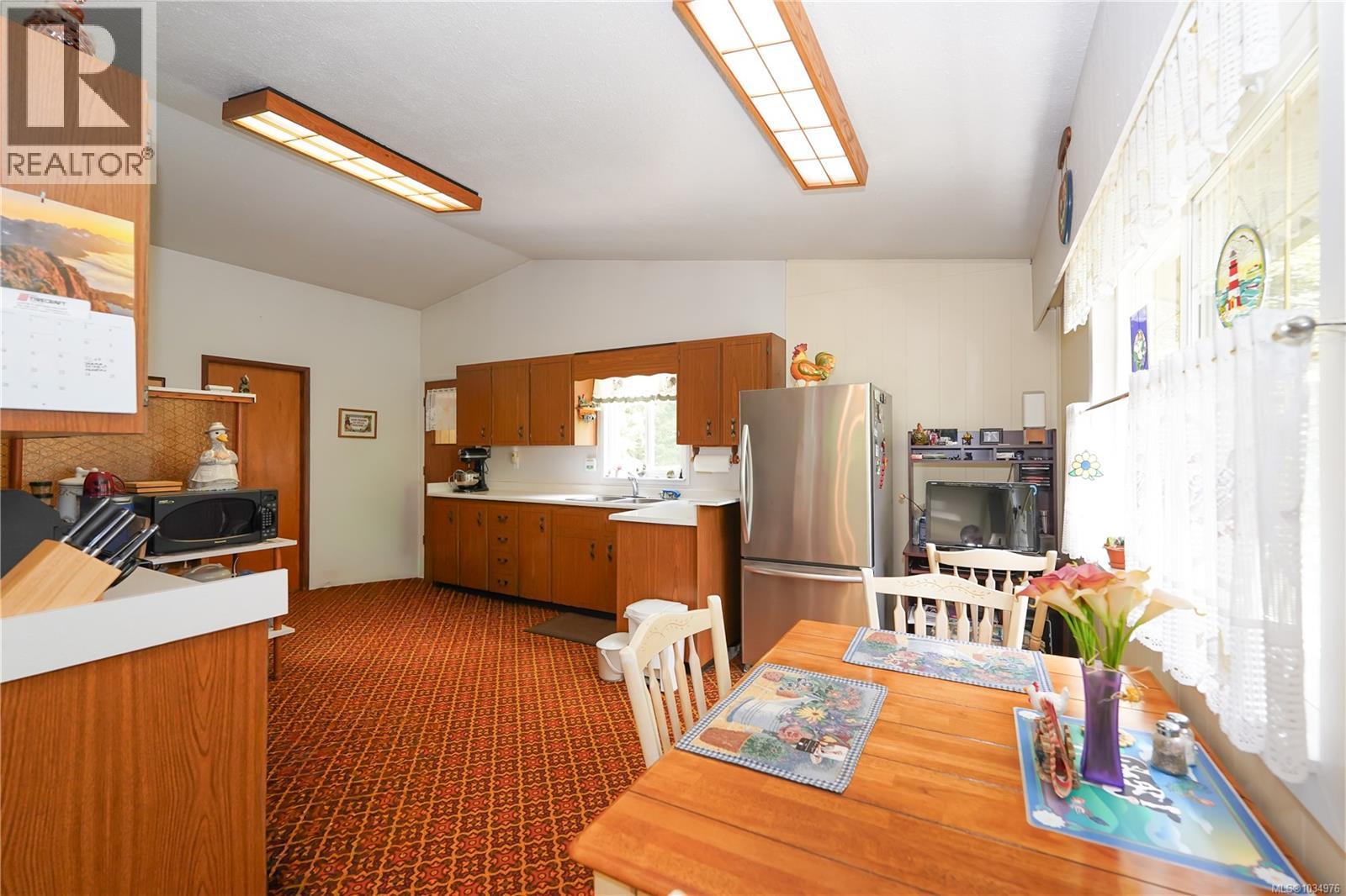 8647 Sweeney Rd - 9