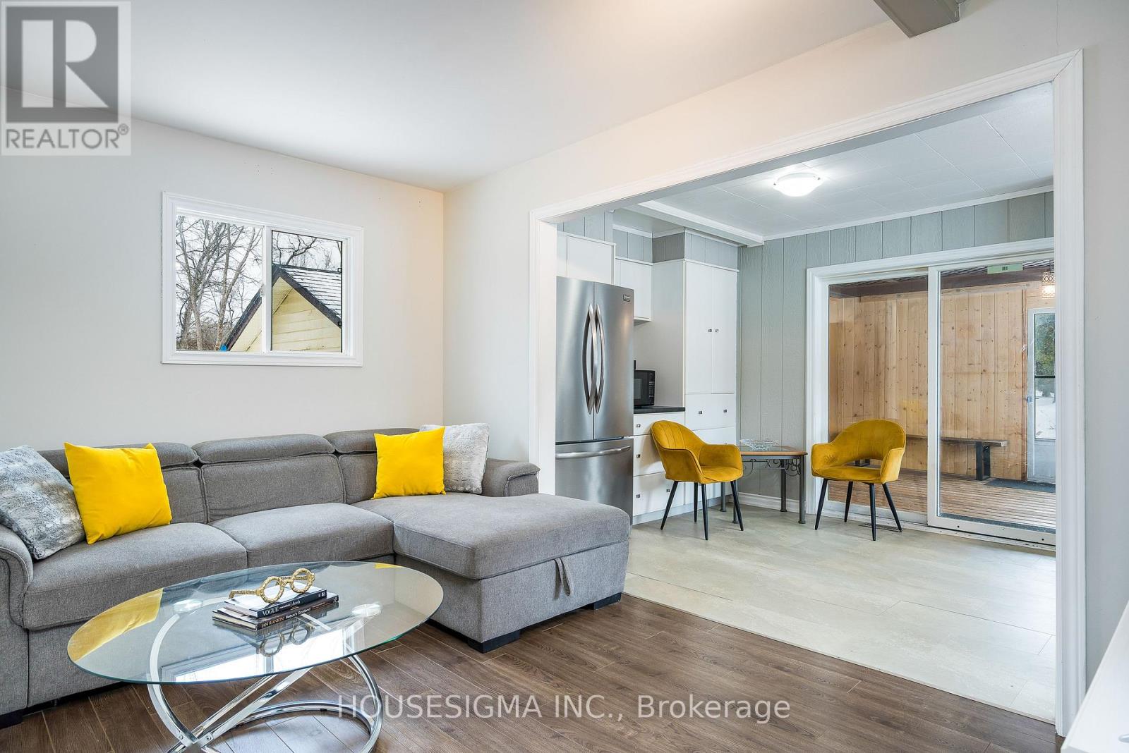 8892 BEACHWOOD ROAD - 12