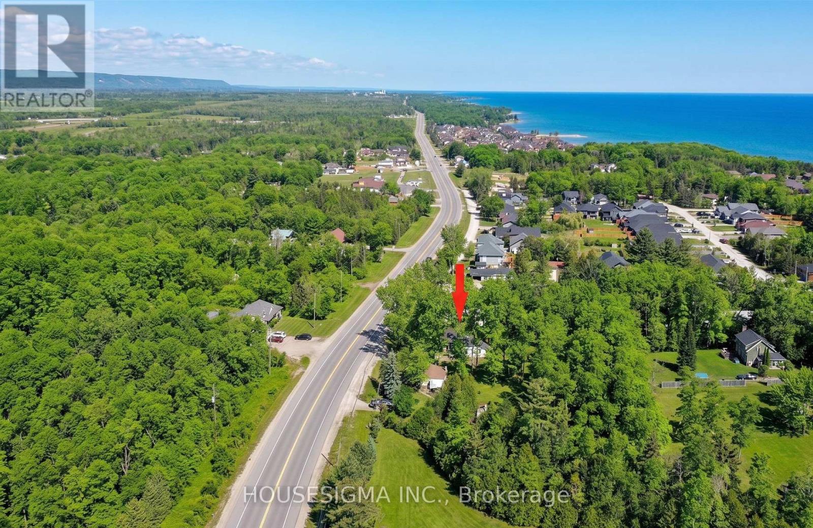 8892 BEACHWOOD ROAD - 26