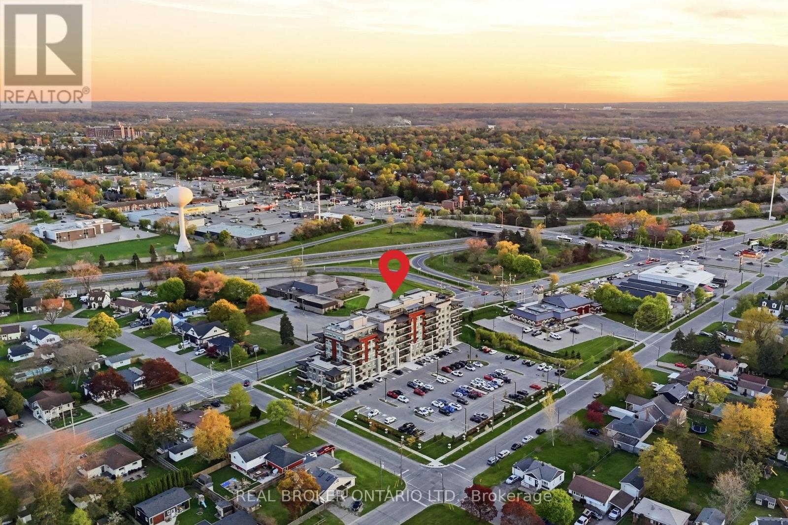 #313 34 NORMAN STREET - 3