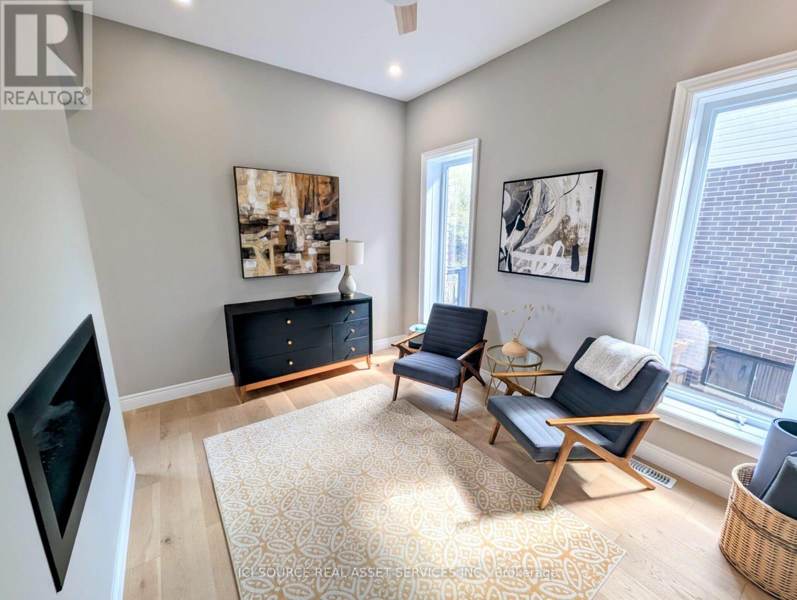 183 AMBROUS CRESCENT - 7