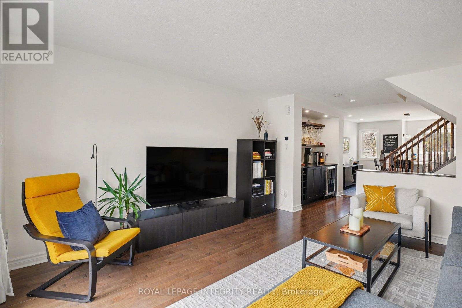 #40 63 MERSEY DRIVE - 10