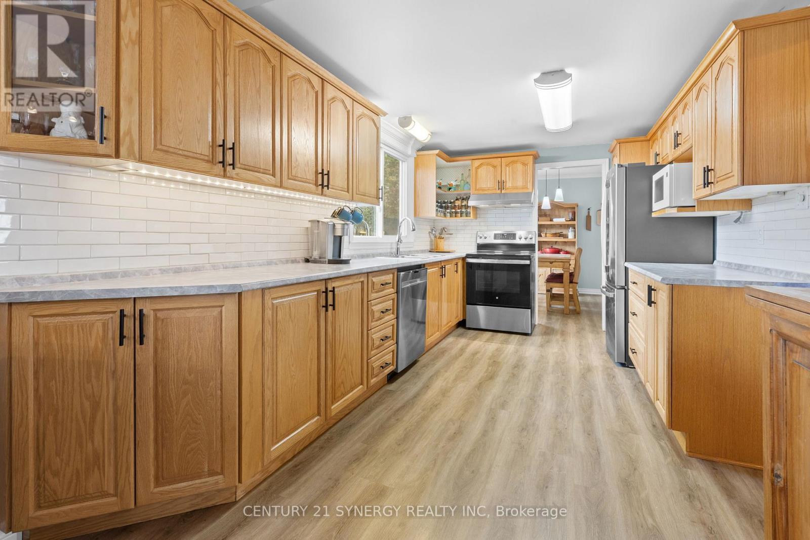 346 NAGEL AVENUE - 11
