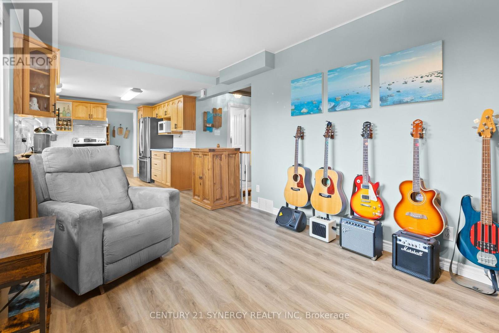 346 NAGEL AVENUE - 17