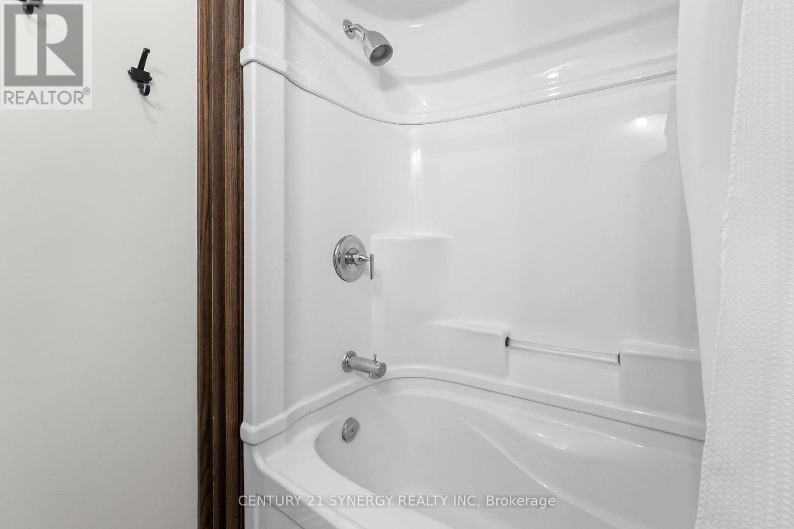 346 NAGEL AVENUE - 21
