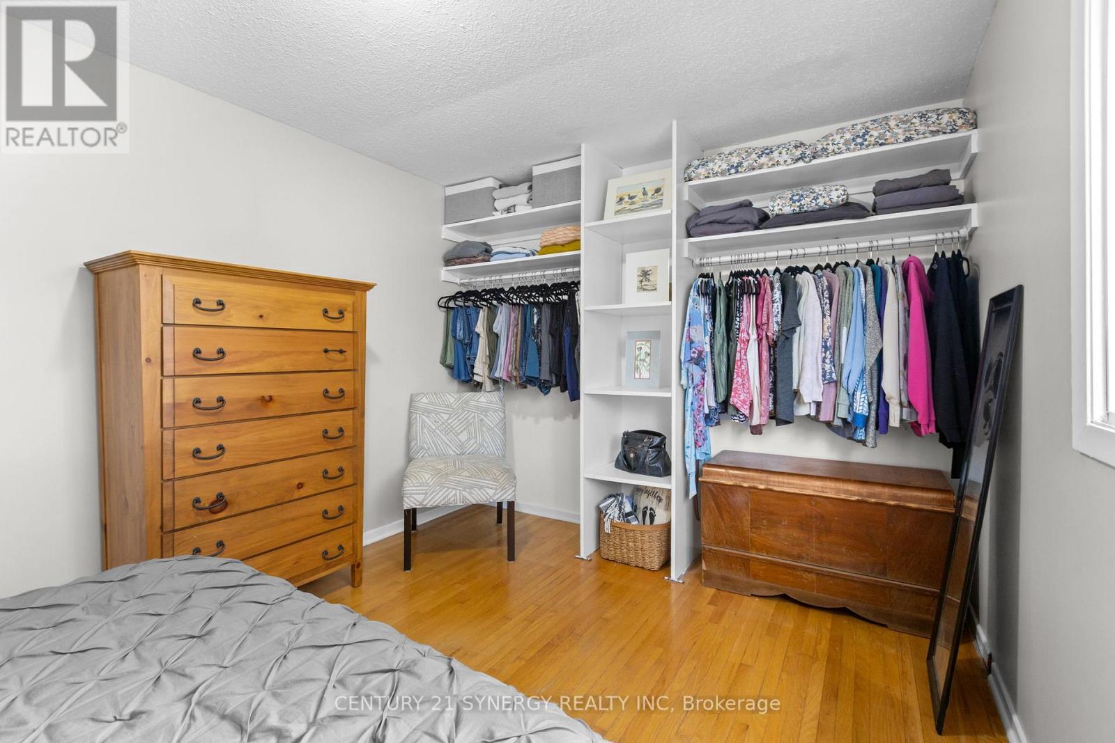 346 NAGEL AVENUE - 26