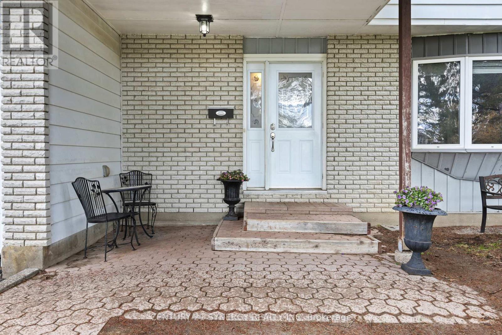 346 NAGEL AVENUE - 3