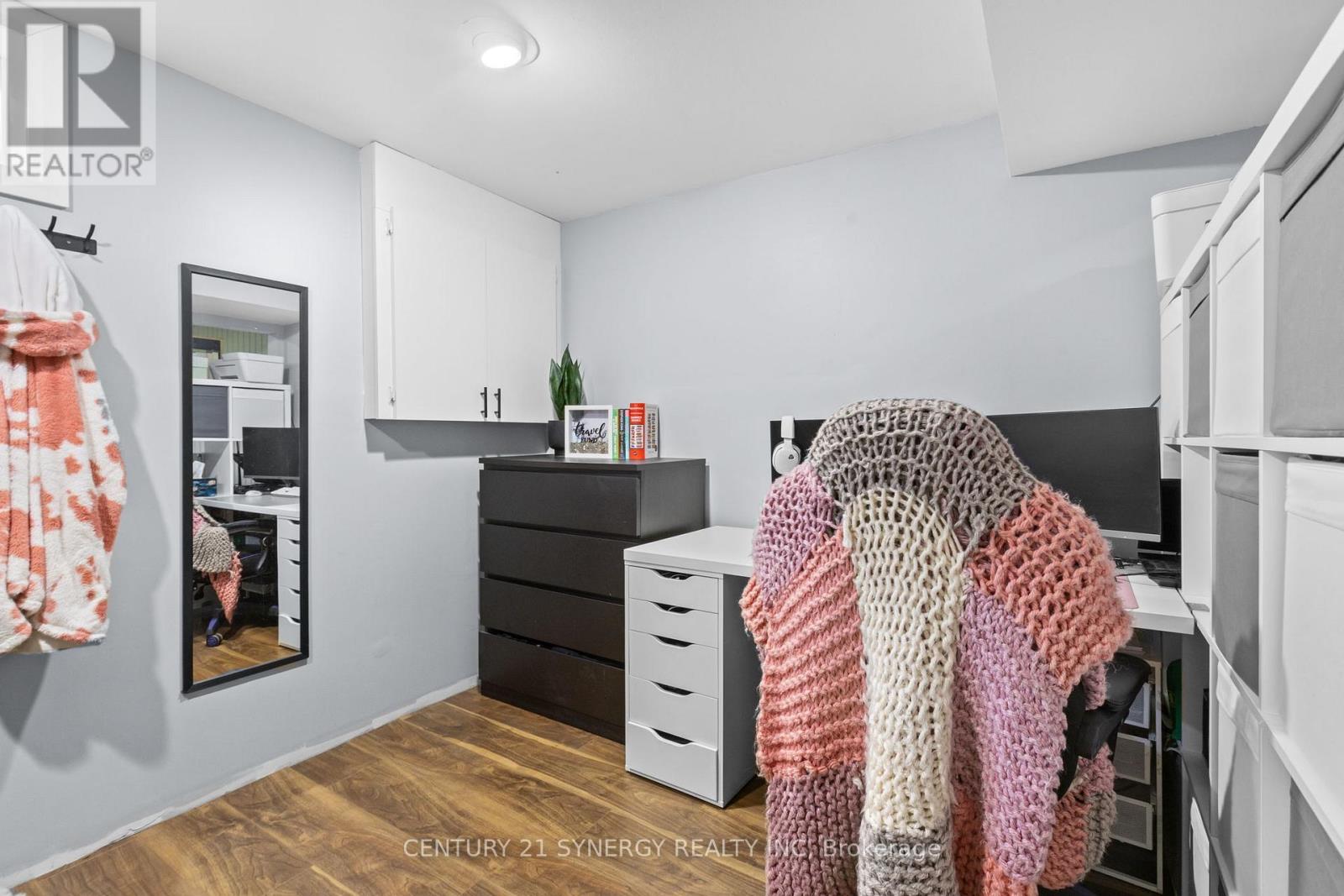 346 NAGEL AVENUE - 34