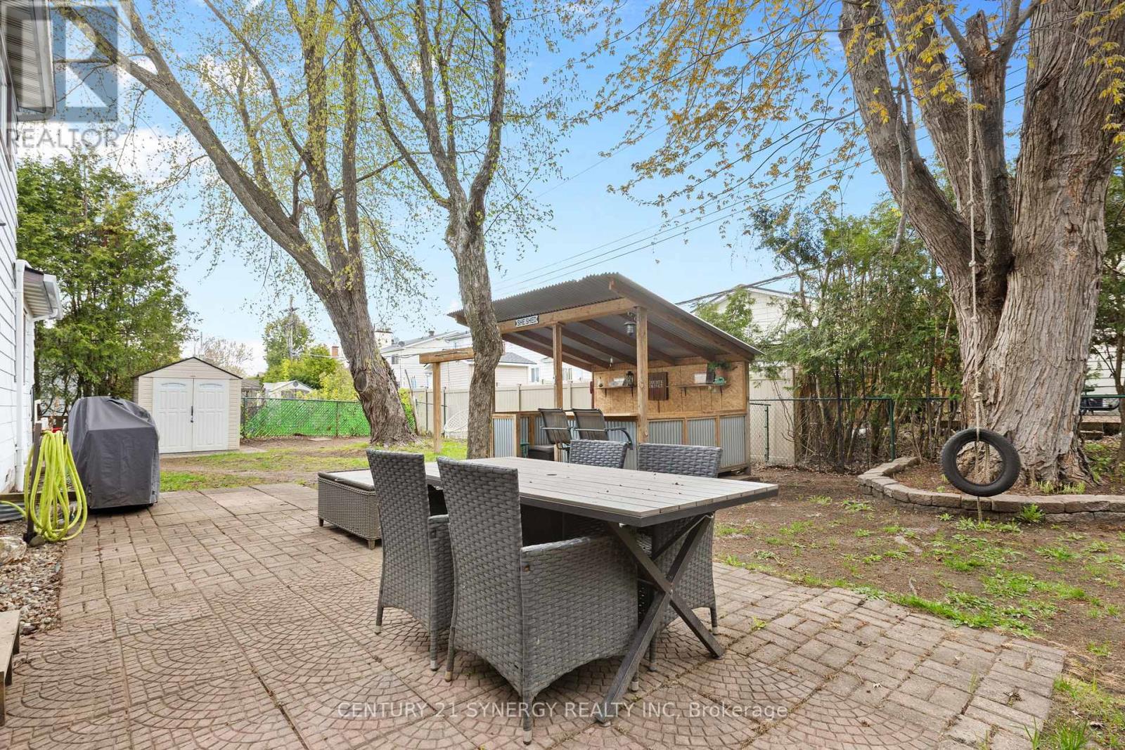 346 NAGEL AVENUE - 36