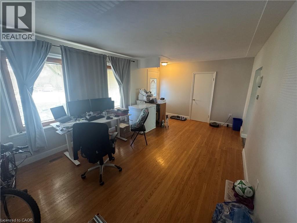 90 CLIVE Road Unit# Upper, Kitchener, Ontario, N2H3N6 — Photo 11