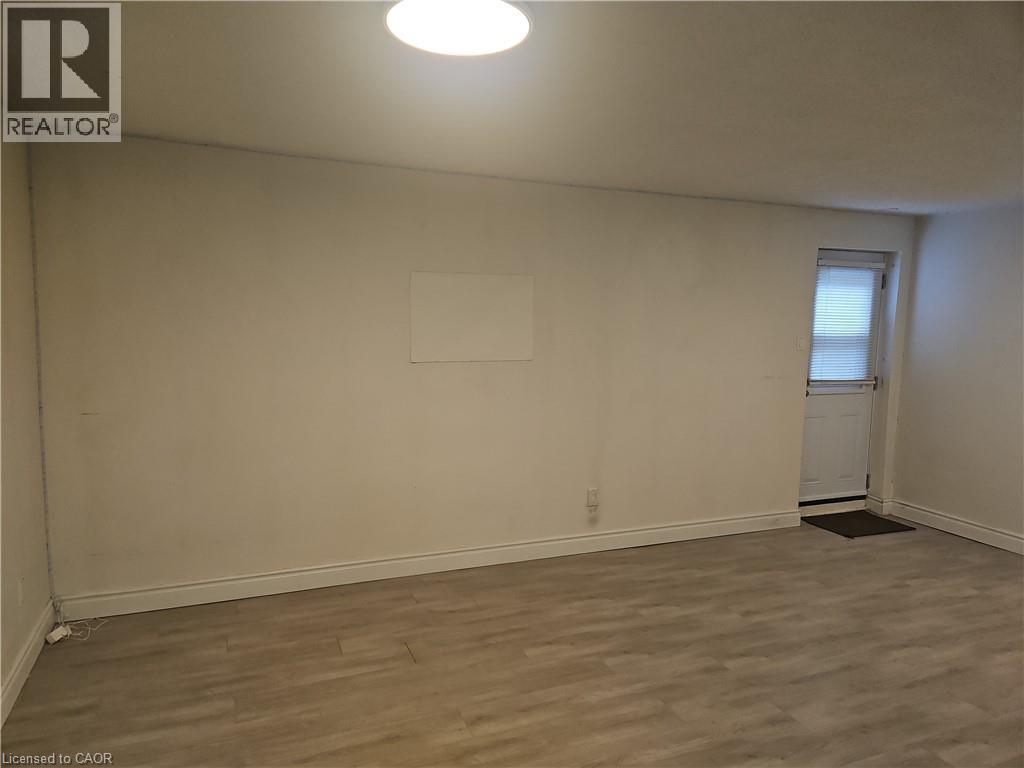 451 ALBERT Street Unit# 6, Waterloo, Ontario, N2L5A7 — Photo 20
