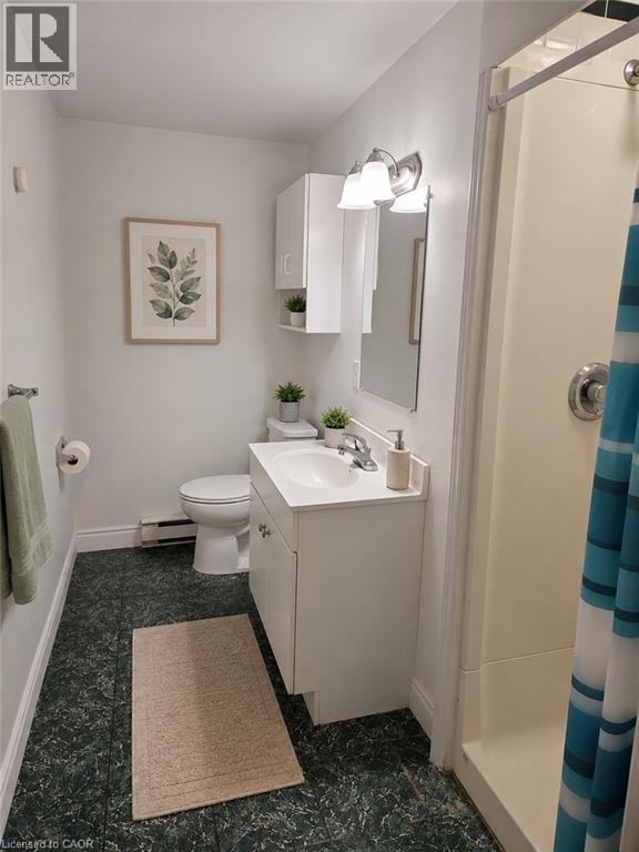 451 ALBERT Street Unit# 6, Waterloo, Ontario, N2L5A7 — Photo 6