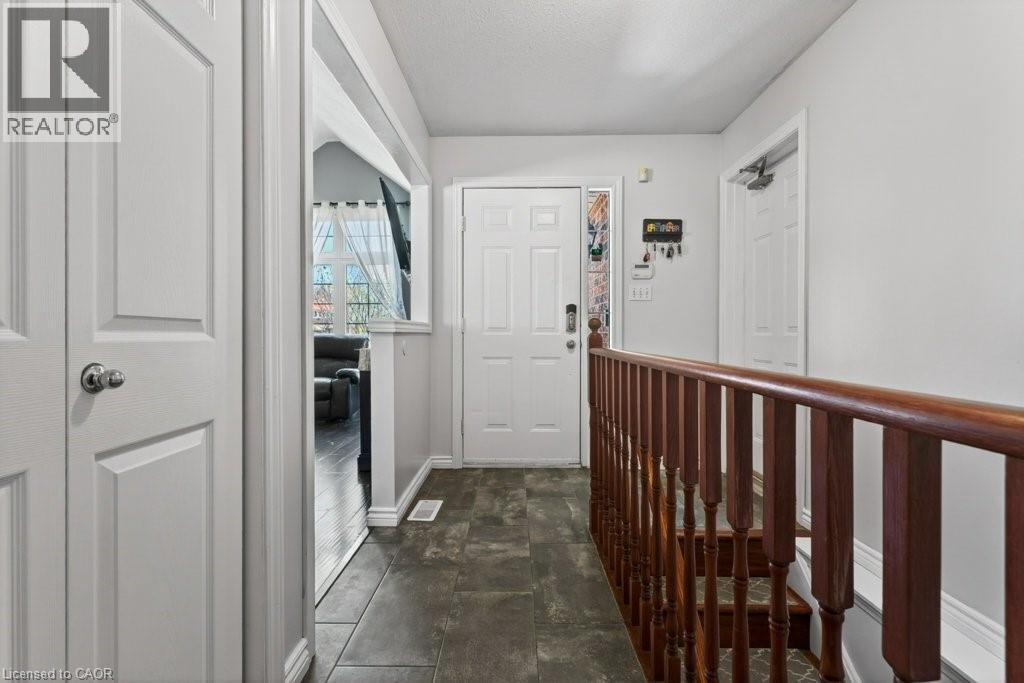 4334 AREJAY Avenue, Beamsville, Ontario, L3J0P7 — Photo 12