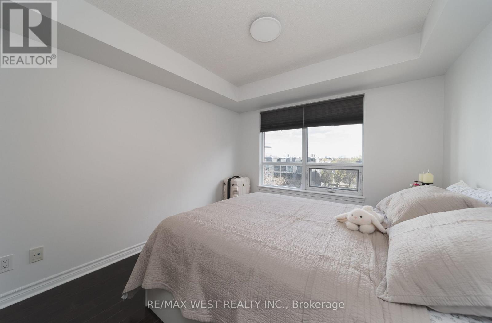 #524 27 REAN DRIVE - 10