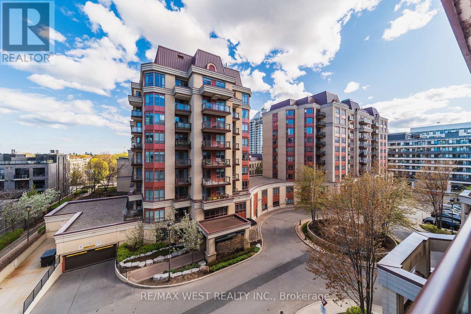 #524 27 REAN DRIVE - 14