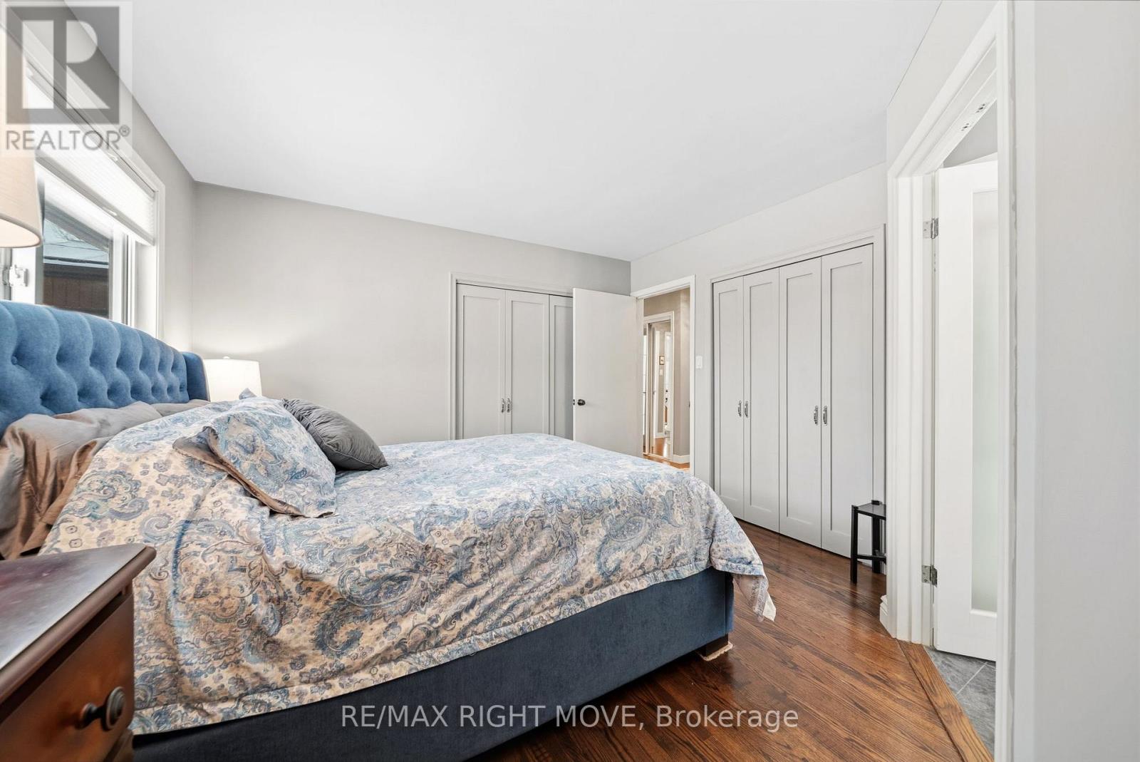 220 BELMORAL DRIVE - 23