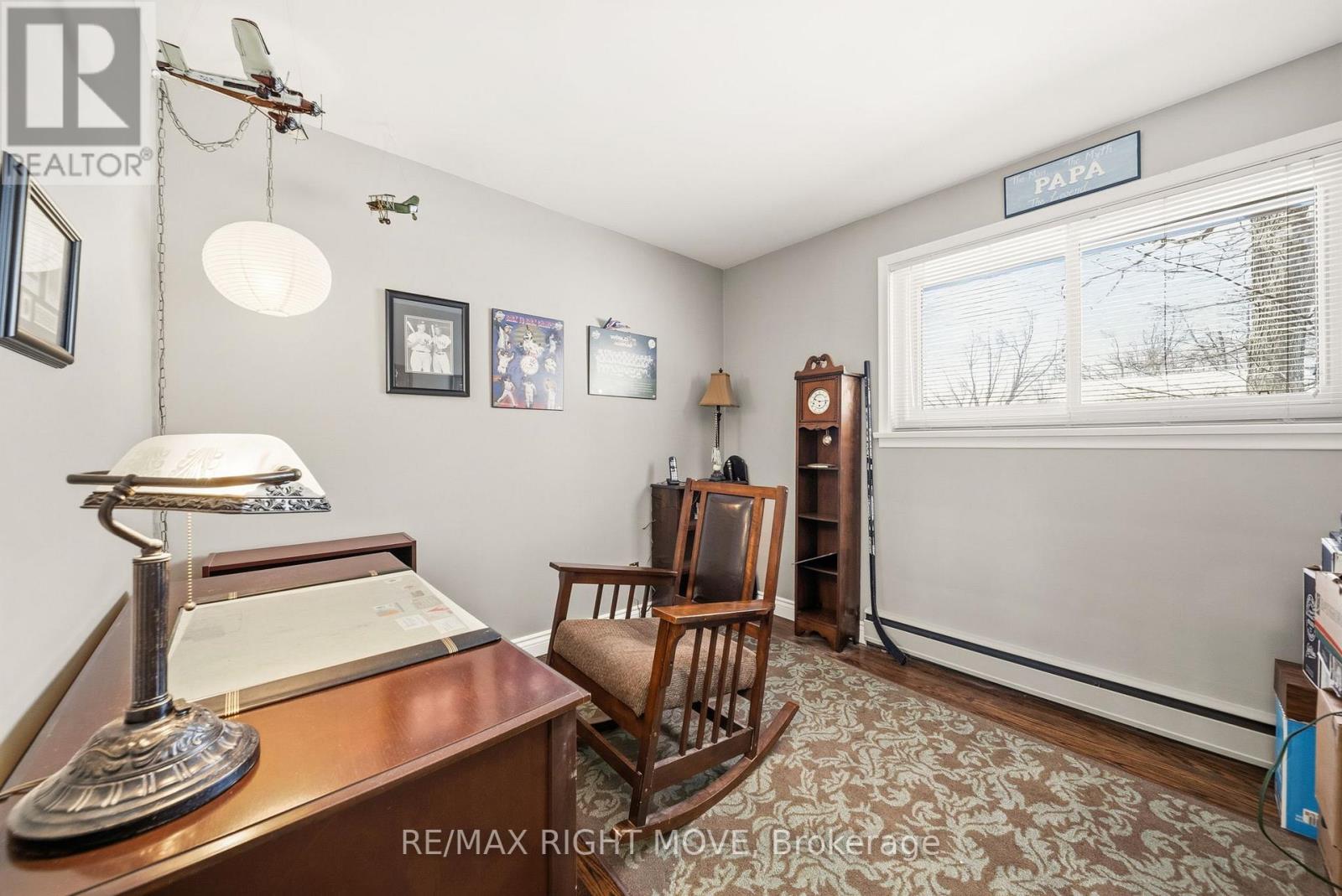 220 BELMORAL DRIVE - 27