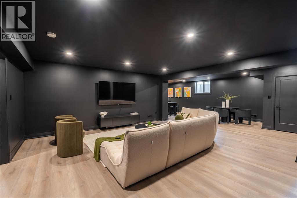 110 NEWCASTLE DRIVE - 35