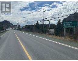 12-16 Back Cove Road thumbnail 11