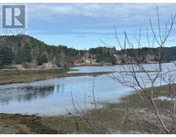 12-16 Back Cove Road thumbnail 5