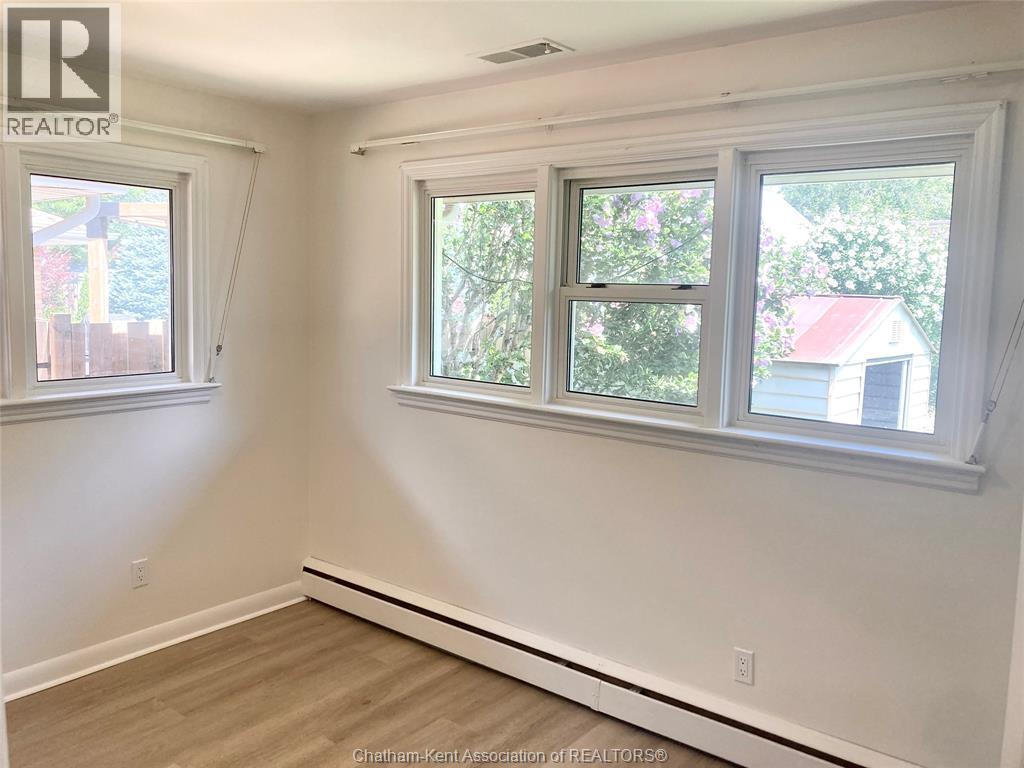 561 Lacroix STREET - 25