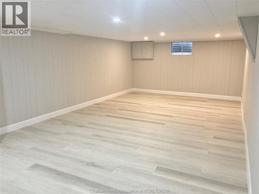561 Lacroix STREET - 26