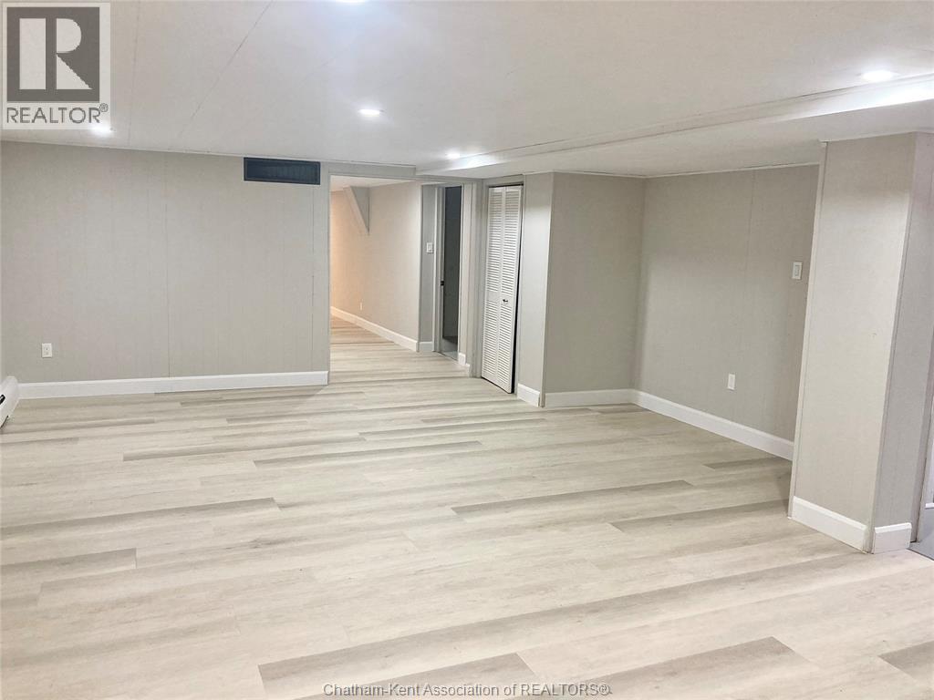 561 Lacroix STREET - 29