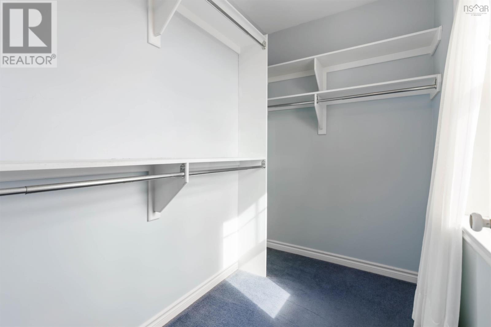 Property 30 of 35 of 5820 Gainsborough Place