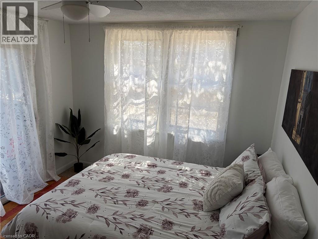 200 E ST GEORGE Street E, Fergus, Ontario, N1M1K4 — Photo 10
