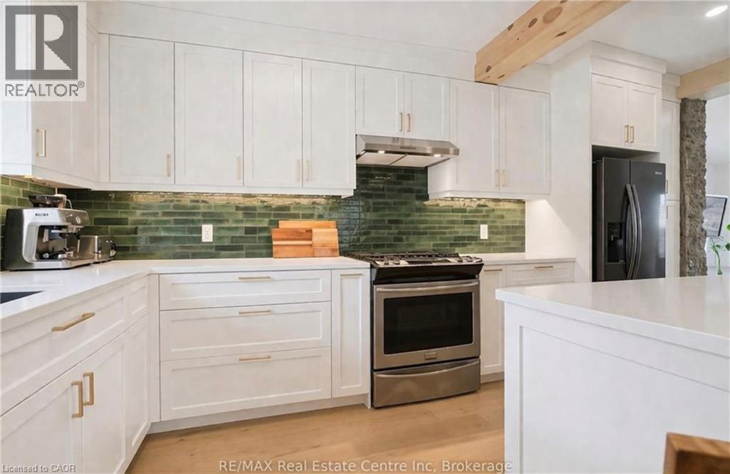 200 E ST GEORGE Street E, Fergus, Ontario, N1M1K4 — Photo 5