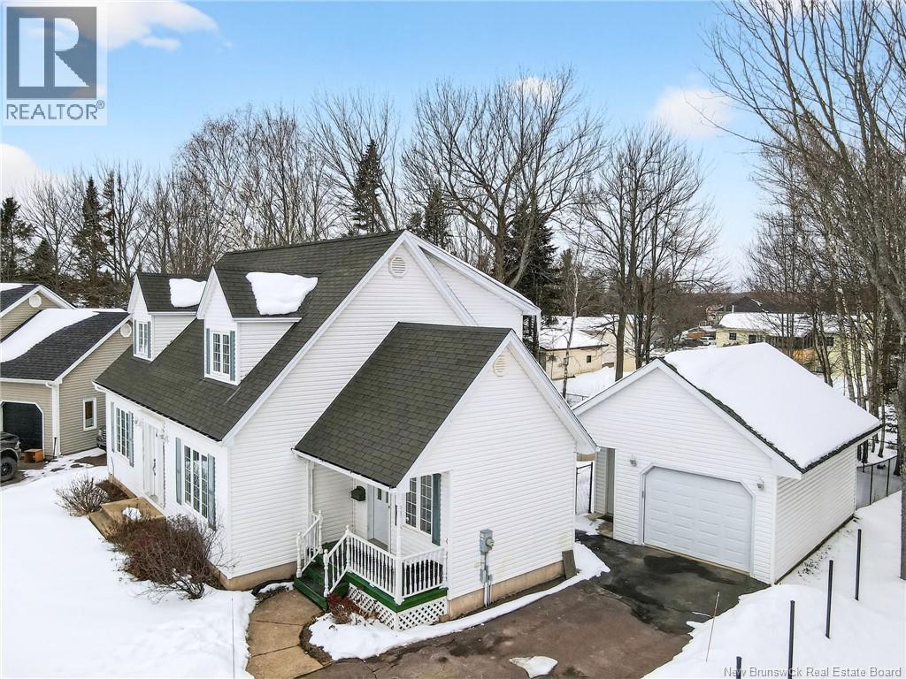 369 Eunice Avenue - Image 2