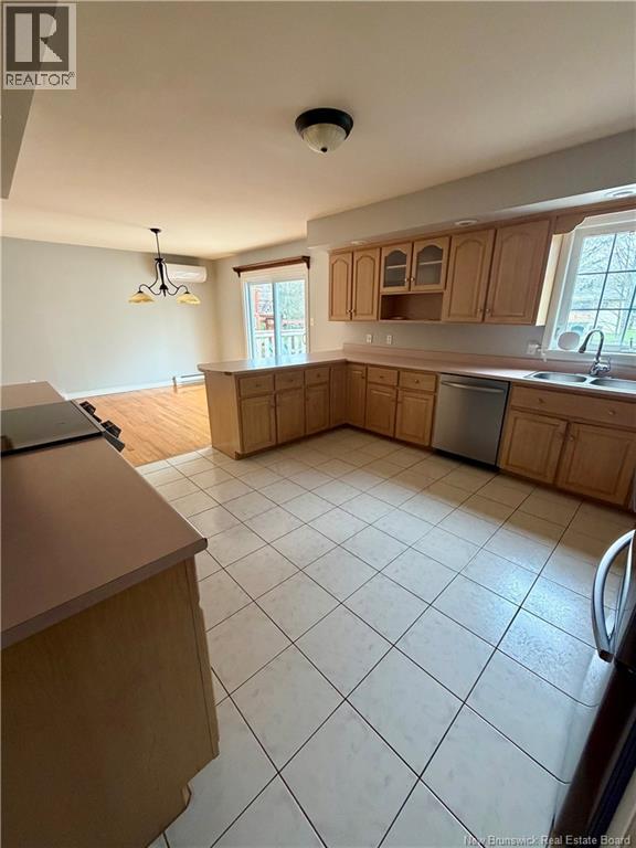 369 Eunice Avenue - 14