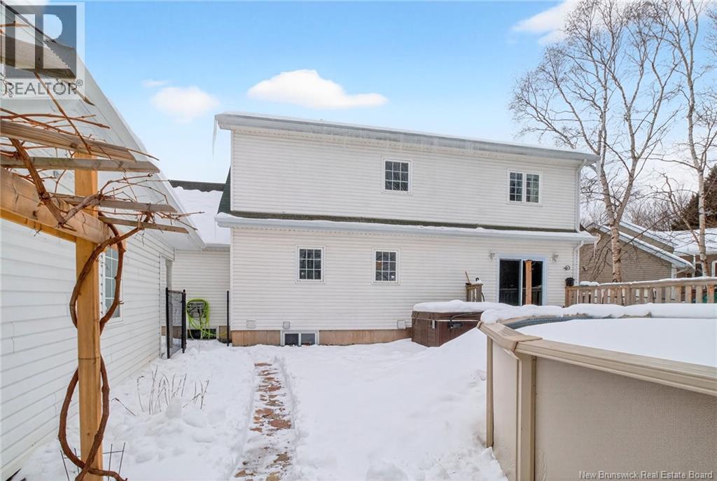 369 Eunice Avenue - 41