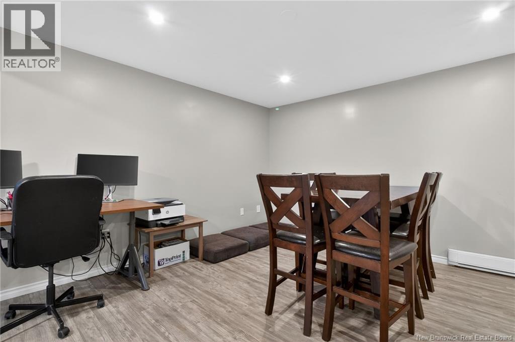 369 Eunice Avenue - 36