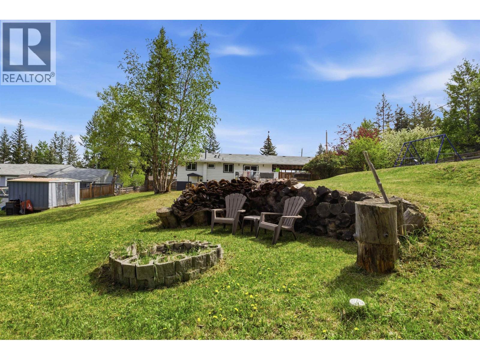 1015 BALSAM STREET - 9