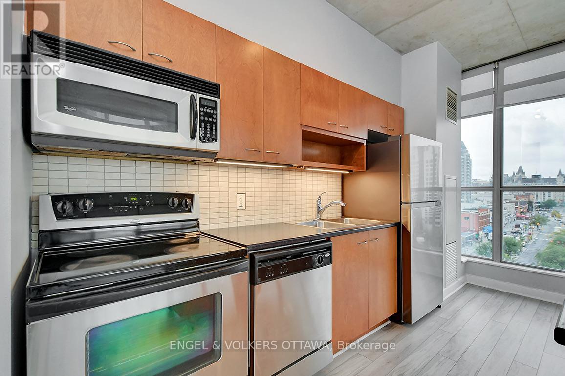 #1008 179 GEORGE STREET - 21