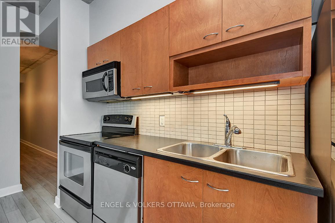 #1008 179 GEORGE STREET - 22