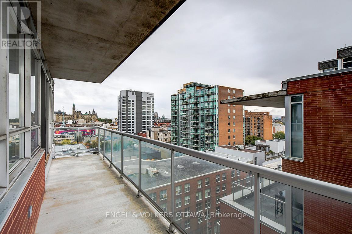 #1008 179 GEORGE STREET - 31