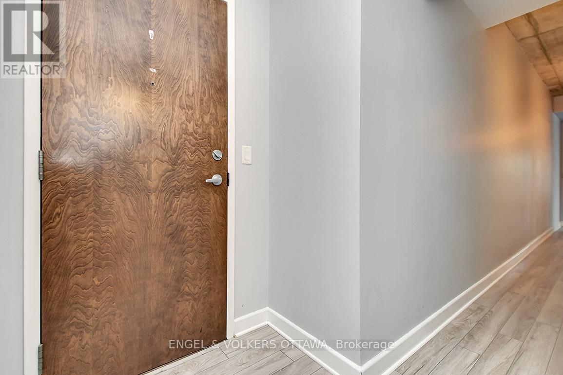 #1008 179 GEORGE STREET - 7