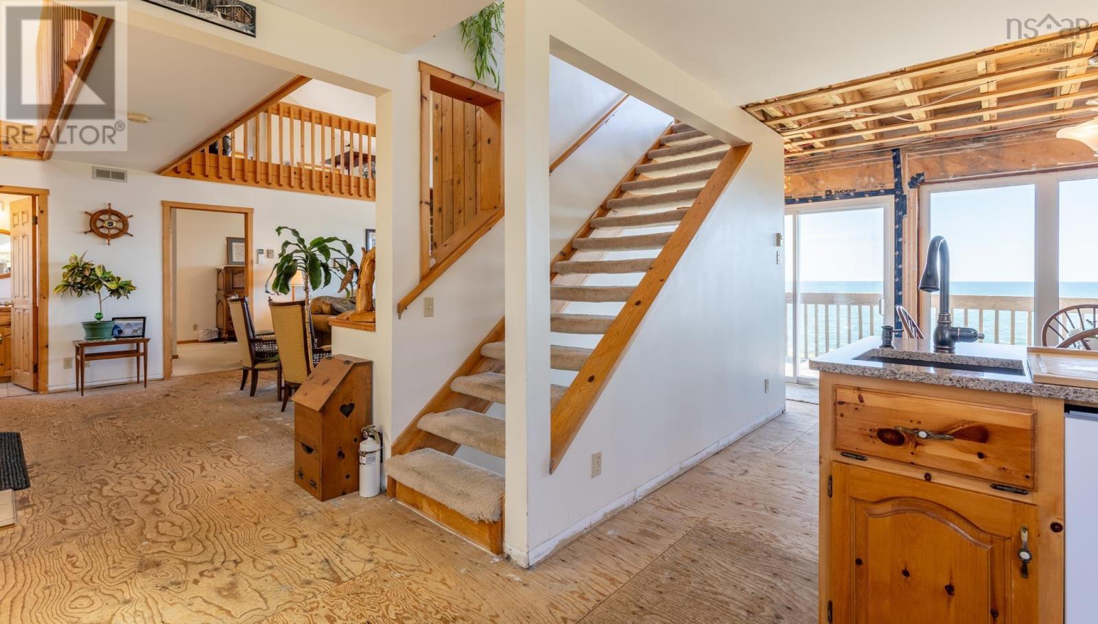 194 Thomas Road - 33