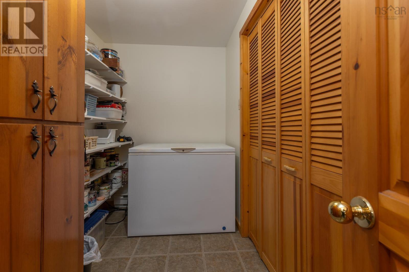 194 Thomas Road - 46