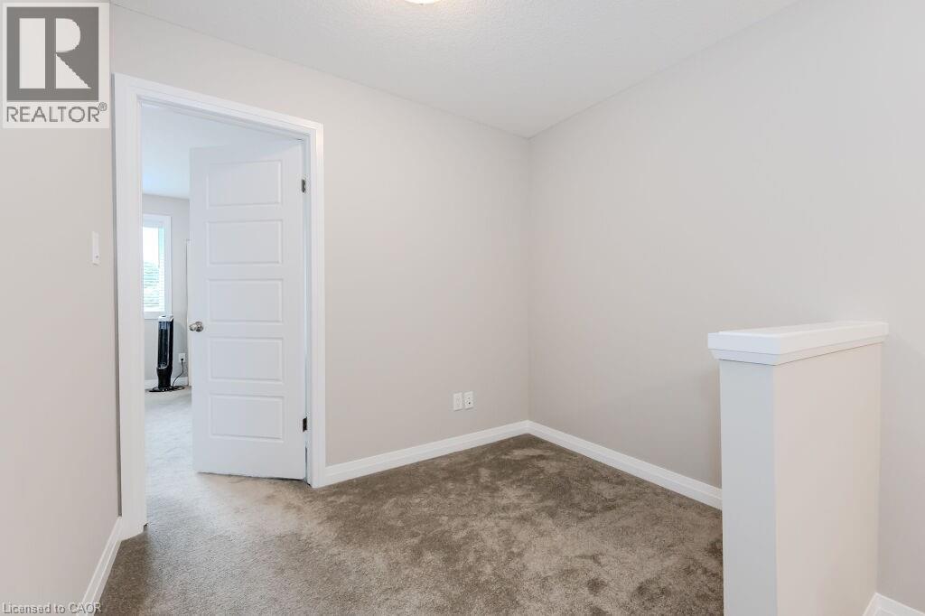 86 ERBSVILLE Court Unit# 15, Waterloo, Ontario, N2T0C8 — Photo 5