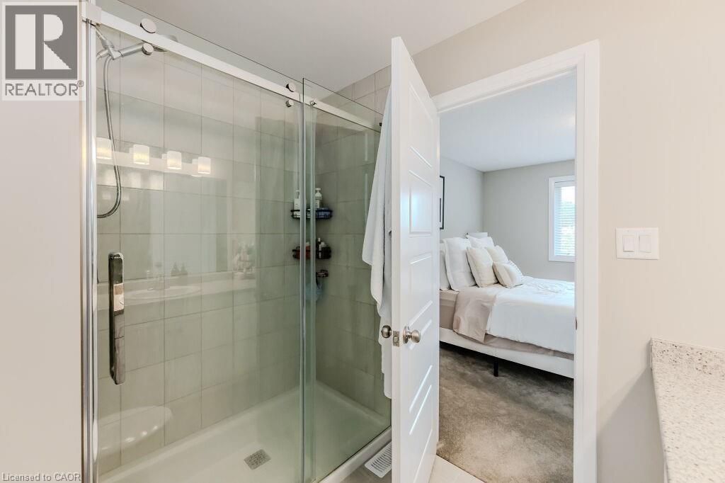 86 ERBSVILLE Court Unit# 15, Waterloo, Ontario, N2T0C8 — Photo 9