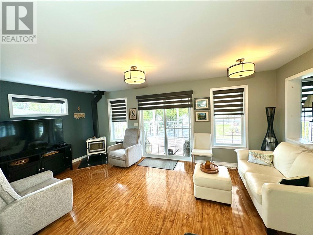 107 Ketchankookem Trail, Mindemoya, Manitoulin Island, Ontario, P0P1S0 — Photo 12