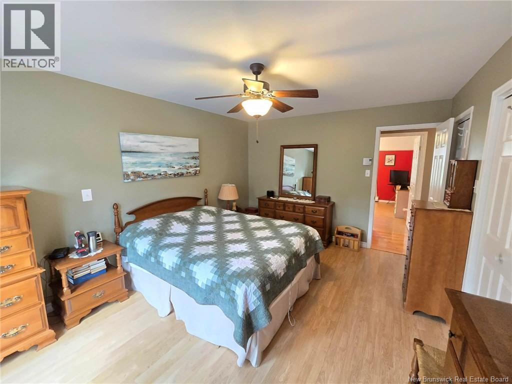48 Milton Brae - 37